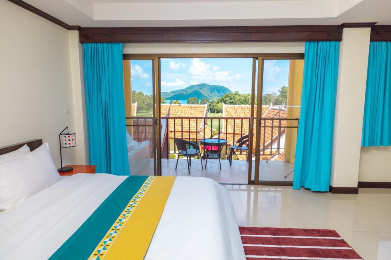 Phuket Kana International Hotel普吉岛卡娜国际酒店 Rawai Экстерьер фото