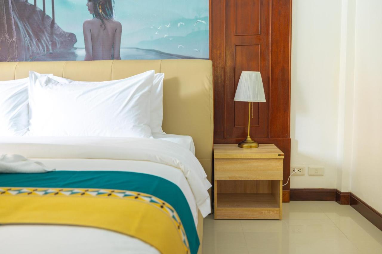 Phuket Kana International Hotel普吉岛卡娜国际酒店 Rawai Экстерьер фото